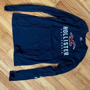 Hollister Slim Fit Long Sleeve Tee